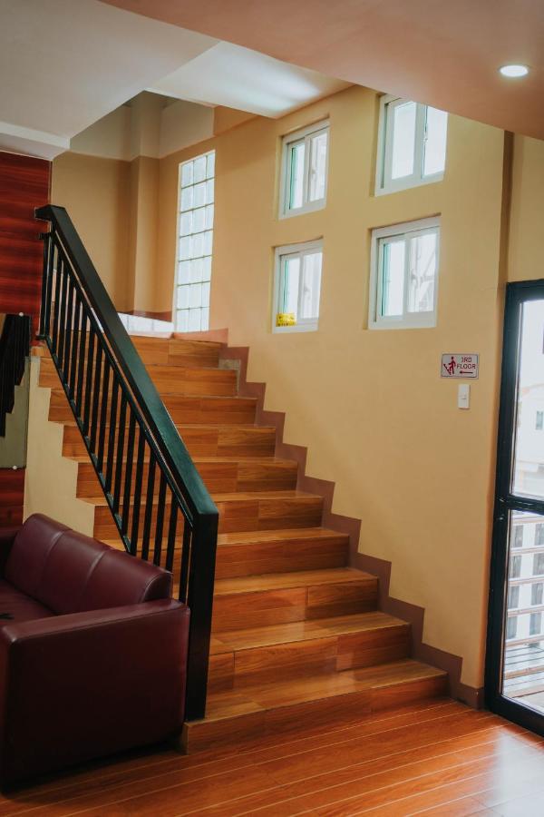 4K'S Pension House By Cocotel - Fully Vaccinated Staff سيبو المظهر الخارجي الصورة